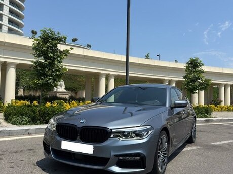 BMW 530e