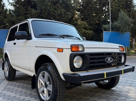 LADA (VAZ) Niva