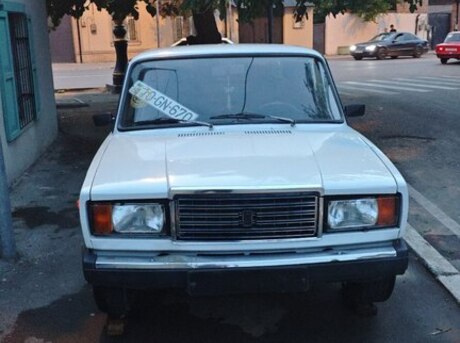 LADA (VAZ) 2107