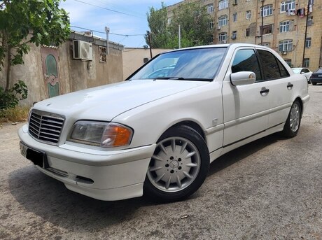 Mercedes C 220