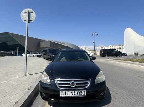 Nissan Altima
