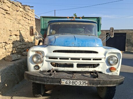 ZIL 130