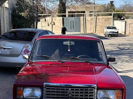 LADA (VAZ) 2107