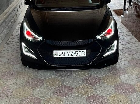 Hyundai Elantra