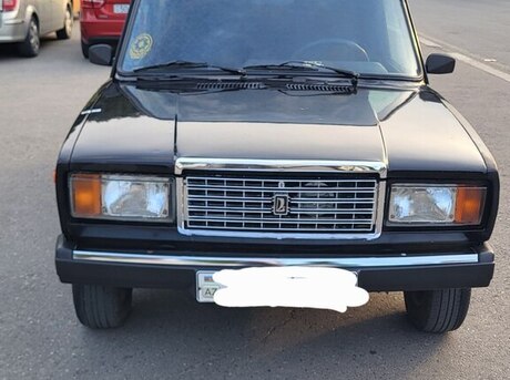 LADA (VAZ) 2107