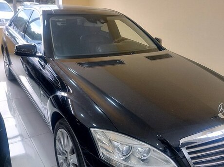 Mercedes S 500 4MATIC