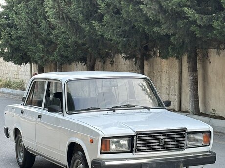 LADA (VAZ) 2107
