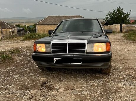 Mercedes 190