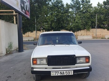 LADA (VAZ) 2107