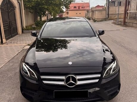 Mercedes E 300