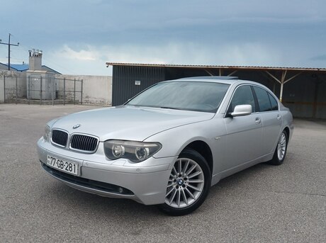 BMW 735