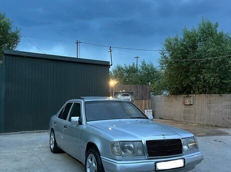 Mercedes 200 D