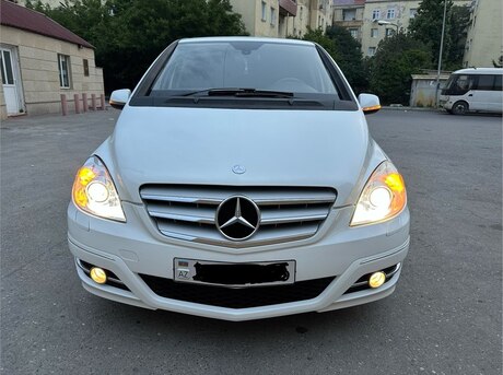 Mercedes B 170