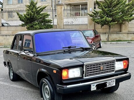 LADA (VAZ) 2107