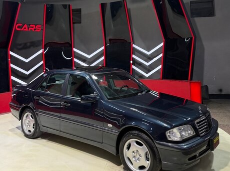 Mercedes C 200