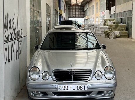 Mercedes E 240