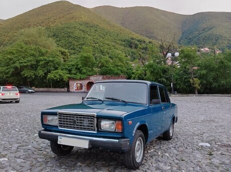 LADA (VAZ) 2107