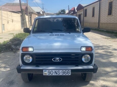 LADA (VAZ) Niva