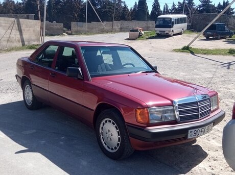 Mercedes 190
