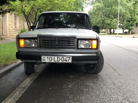 LADA (VAZ) 2107