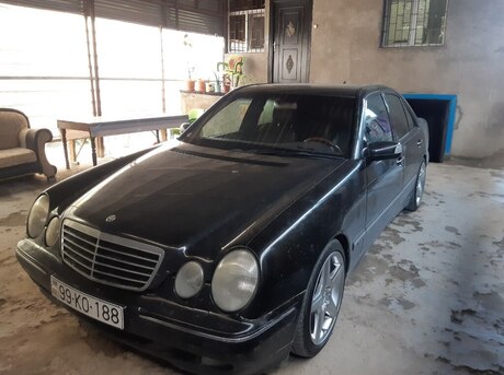 Mercedes E 280
