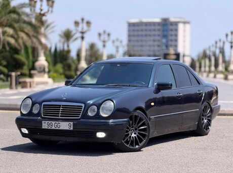 Mercedes E 280