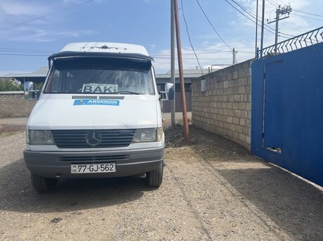 Mercedes Sprinter 312