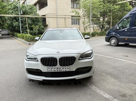BMW 740