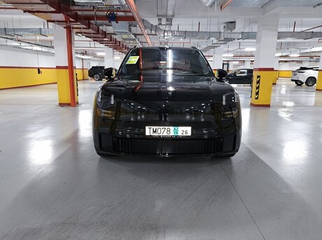 Lynk & Co 900