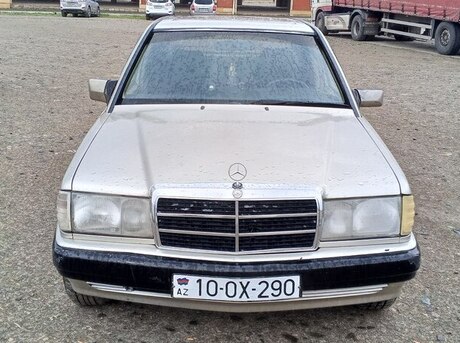 Mercedes 190