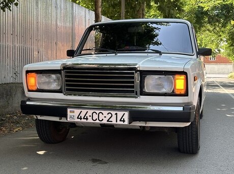 LADA (VAZ) 2107