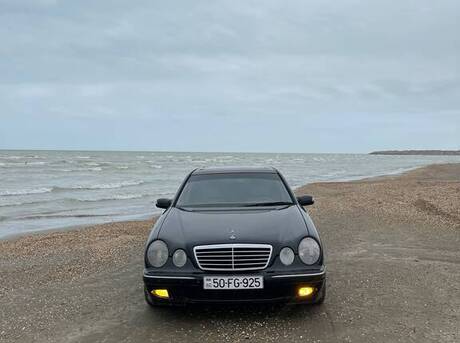 Mercedes E 280