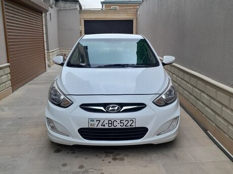 Hyundai Accent