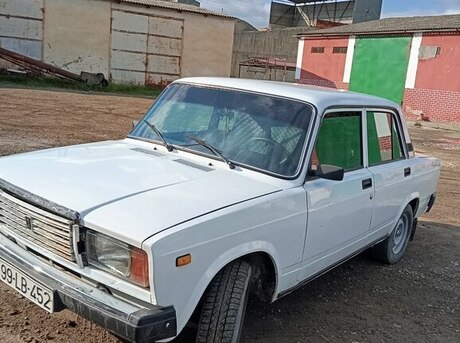 LADA (VAZ) 2107