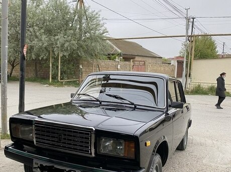 LADA (VAZ) 2107