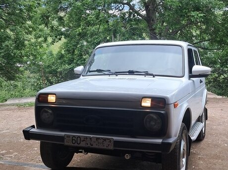LADA (VAZ) Niva