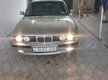 BMW 520