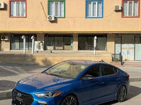 Hyundai Elantra