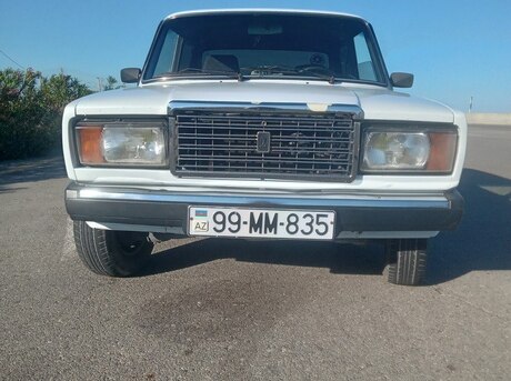 LADA (VAZ) 2107