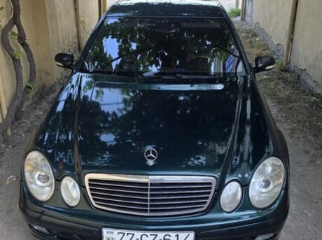 Mercedes E 220