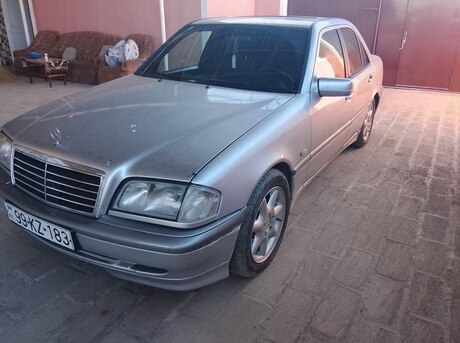 Mercedes C 220