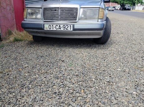 Mercedes 300 D