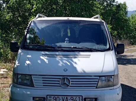 Mercedes Vito 108 D