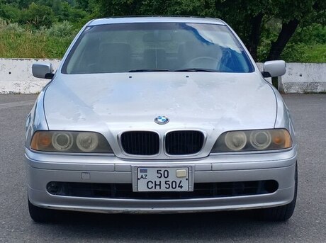 BMW 525