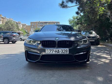 BMW 330
