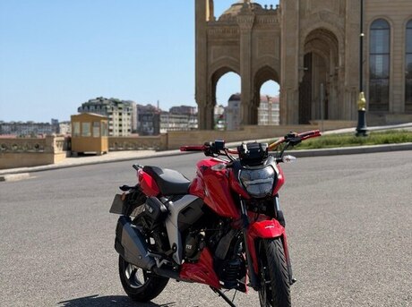 TVS Apache RTR 160 4V
