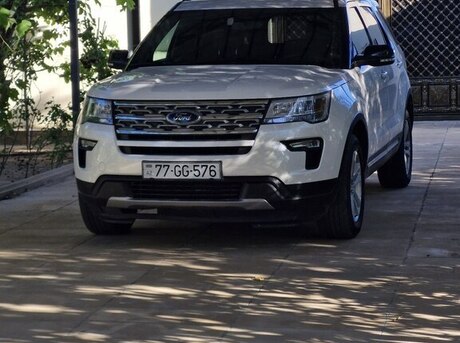 Ford Explorer