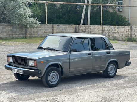 LADA (VAZ) 2107