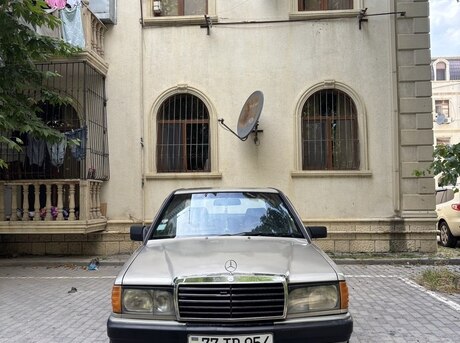 Mercedes 190