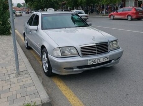 Mercedes C 220